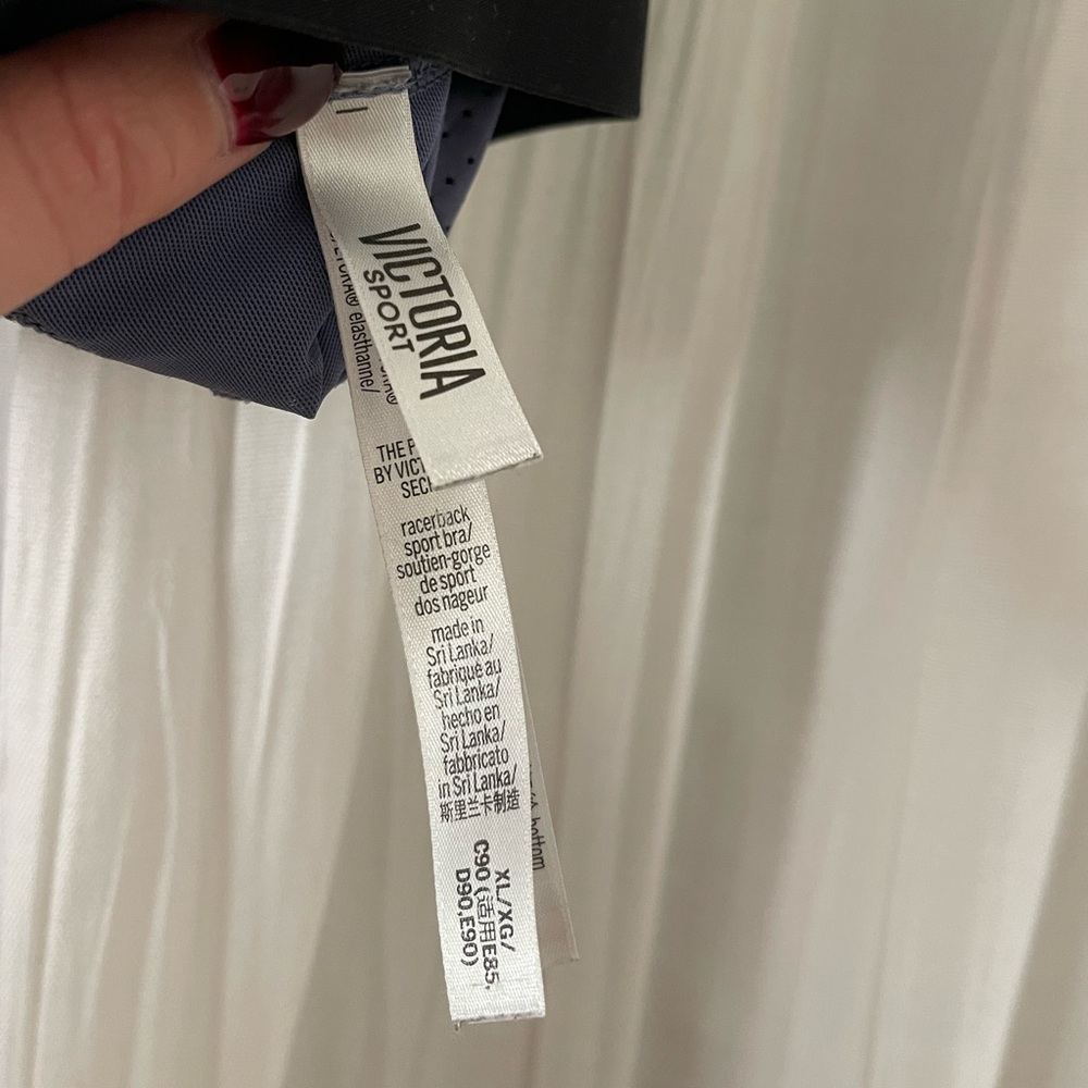 Victoria Secret Racerback Sports Bra - Picture 4 of 4